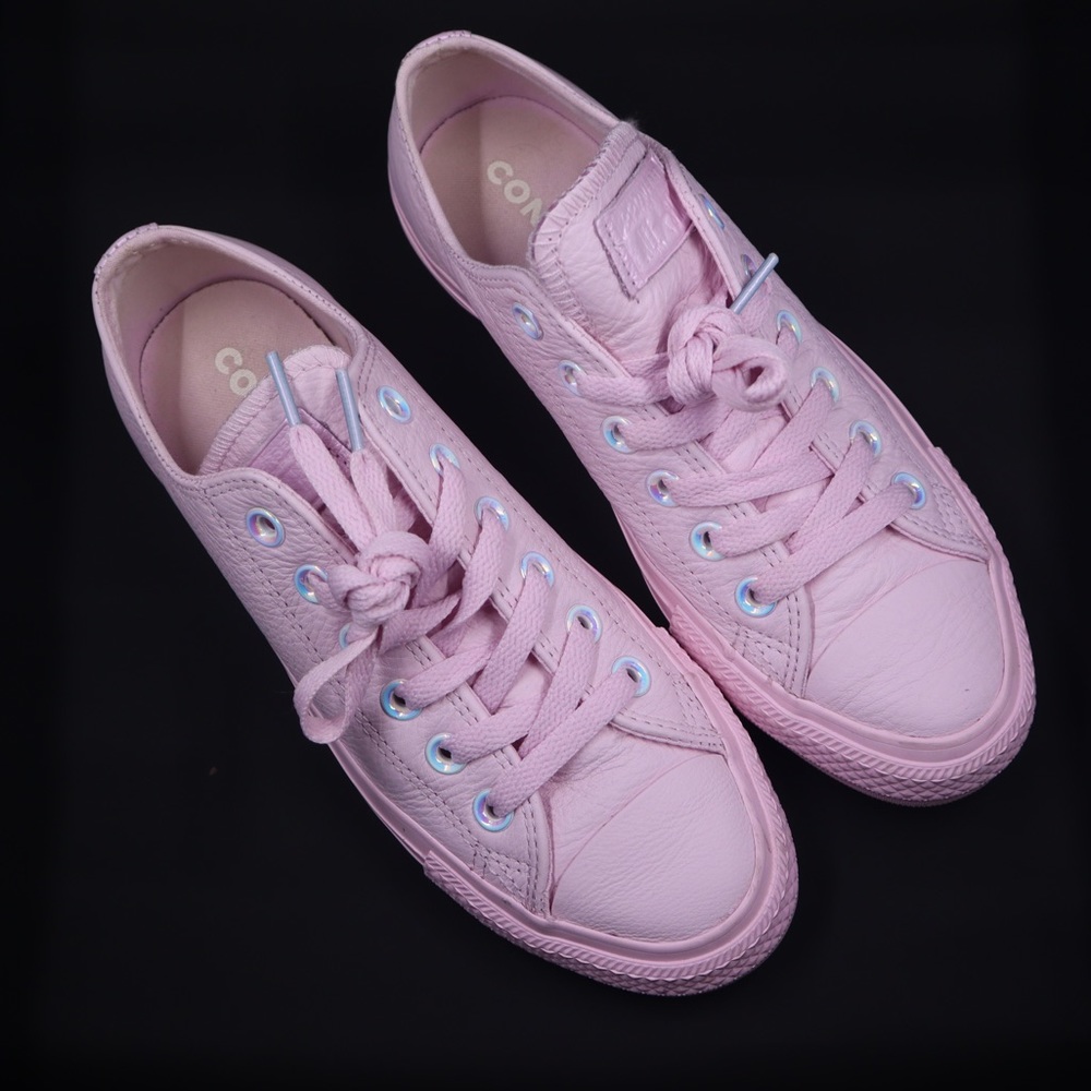 Women’s Light Pink Converse
